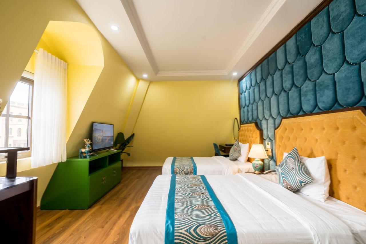 Paris Boutique Hotel Ha Long Buitenkant foto
